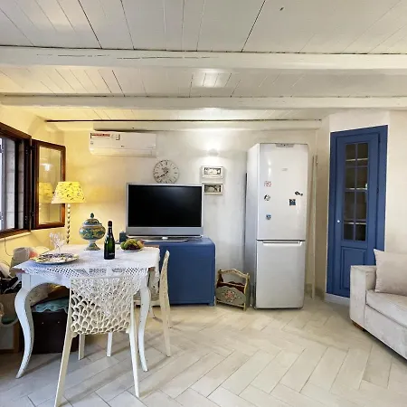 Xenia - Con Piscina Privata 4*