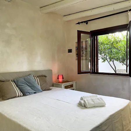 Xenia - Con Piscina Privata Αγκριτζέντο